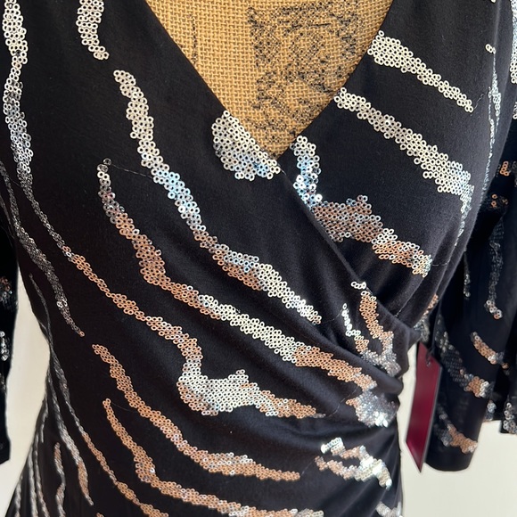 Vince Camuto Top - Picture 2 of 8